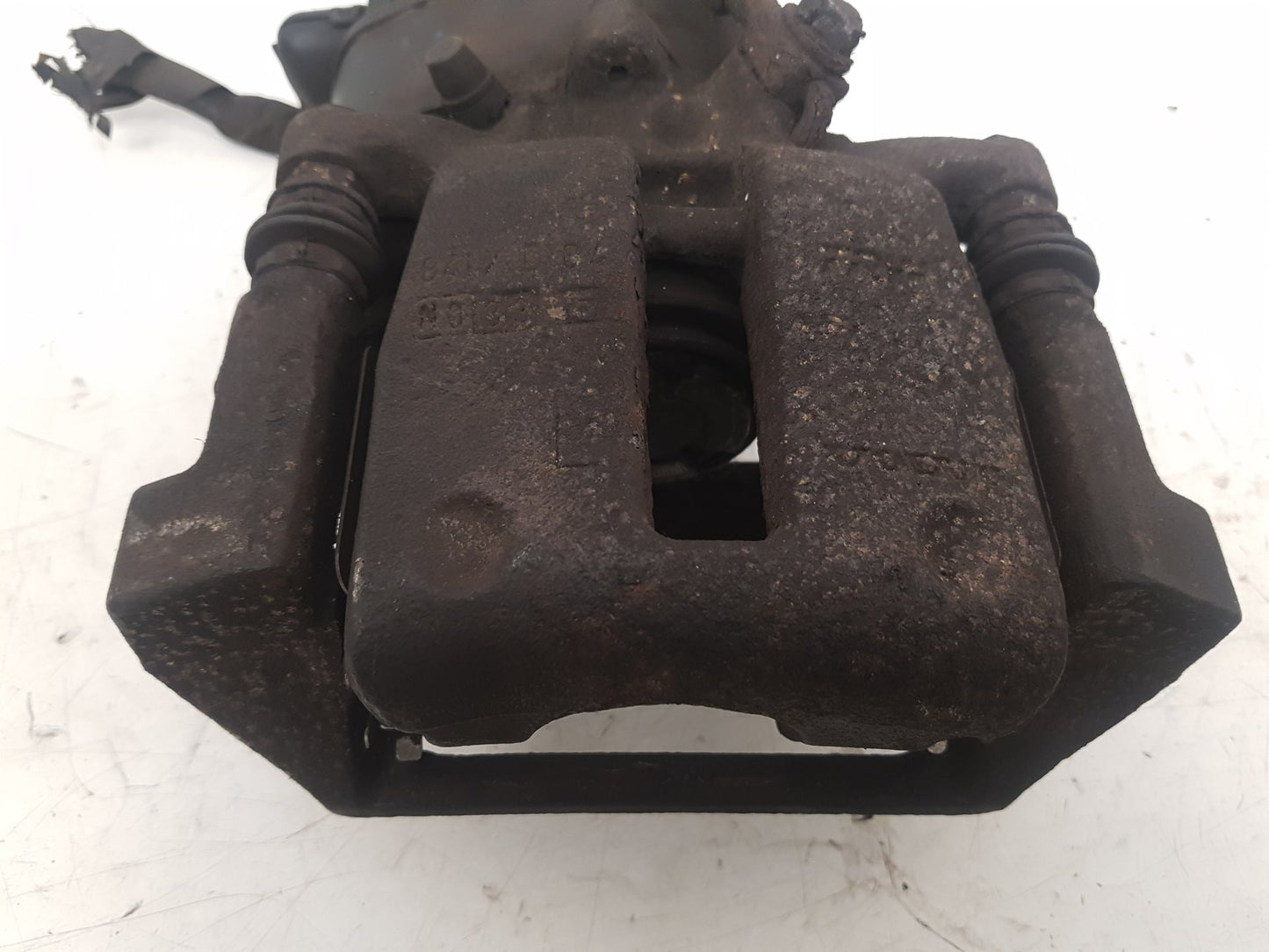 2008 - 2013 Volvo XC60 I 156 Estate Left Rear Caliper 32332594