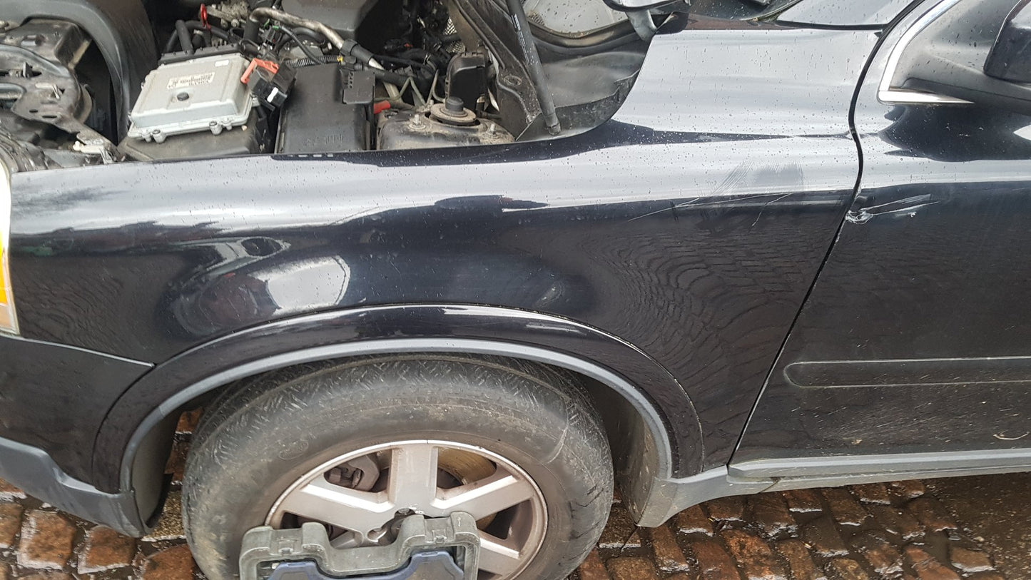 2003 - 2014 Volvo XC90  Estate Left Front Guard 30796494