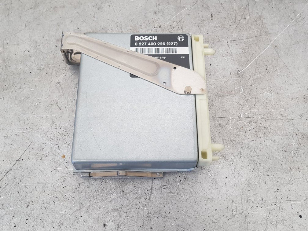 1994 - 1997 Volvo 850  Estate Engine ECU 0227400226 09146371