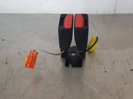 2012 - 2016 Volvo V40  Hatchback SEAT BELT ANCHOR (DOUBLE REAR) 31377484