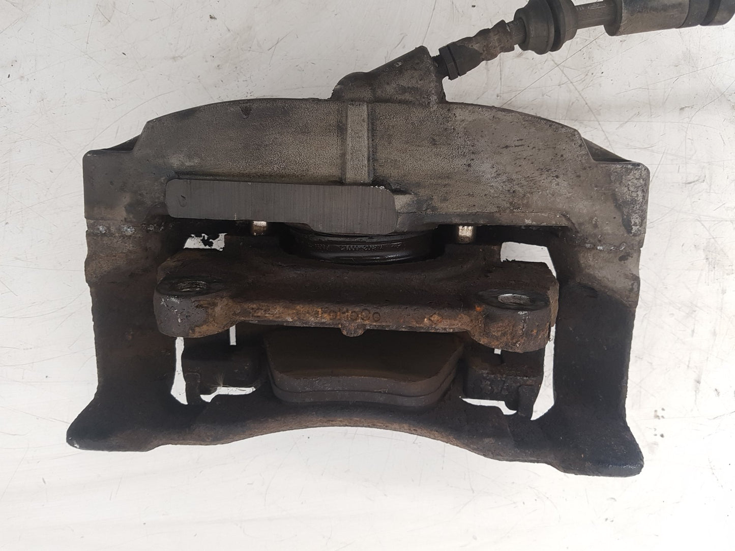 2008 - 2013 Volvo V70  Estate Right Front Caliper 946