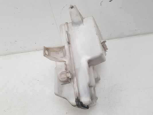 2012 - 2016 Volvo V40  Hatchback WASHER BOTTLE & MOTOR 31276094