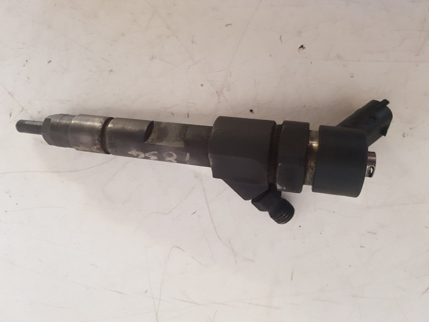 2000 - 2003 Volvo S40  Saloon Fuel Injector 8200238528