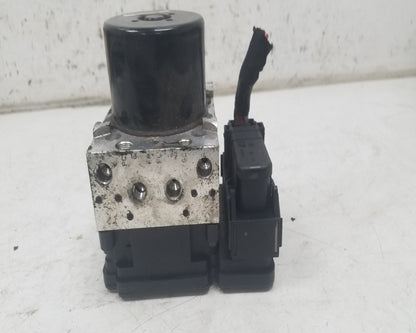 2006 - 2011 Volvo S80  Saloon ABS Pump 30681619