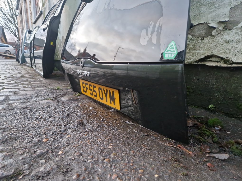 2002 - 2006 Volvo XC90  Estate Tailgate