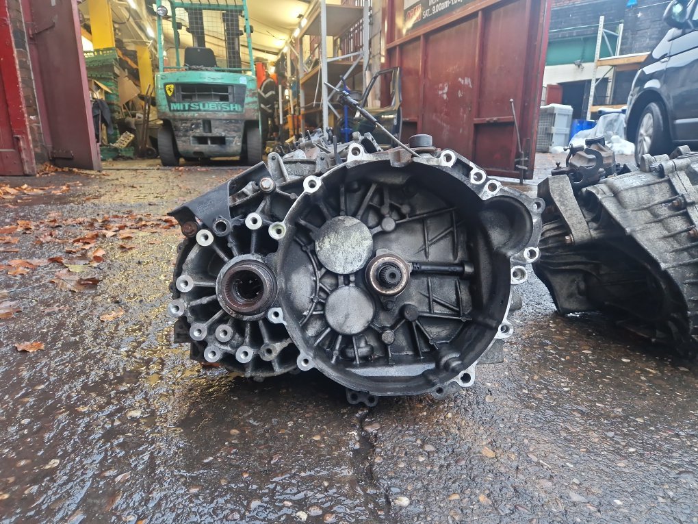 2009 - 2015 Volvo XC60  Estate Manual Gearbox 9482390