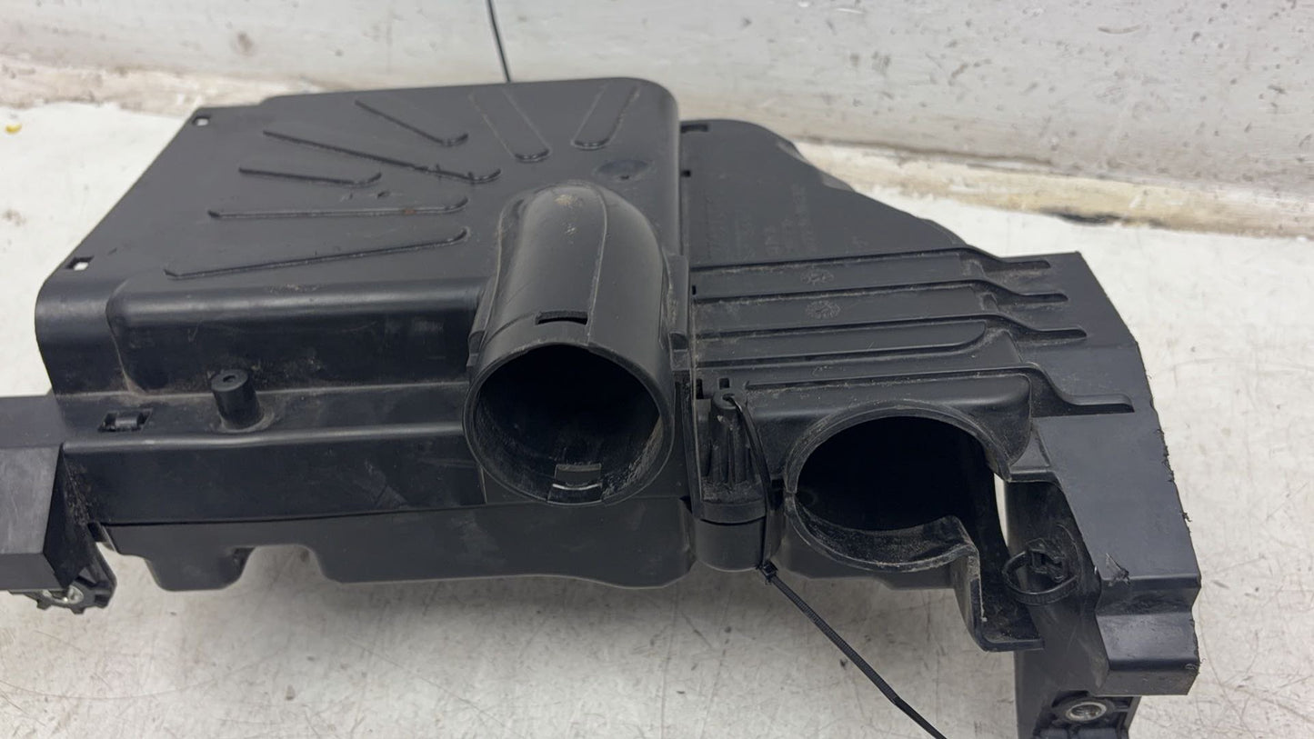 2017 - 2025 Volvo V90 235, 236 Estate Air Filter Box 32283379