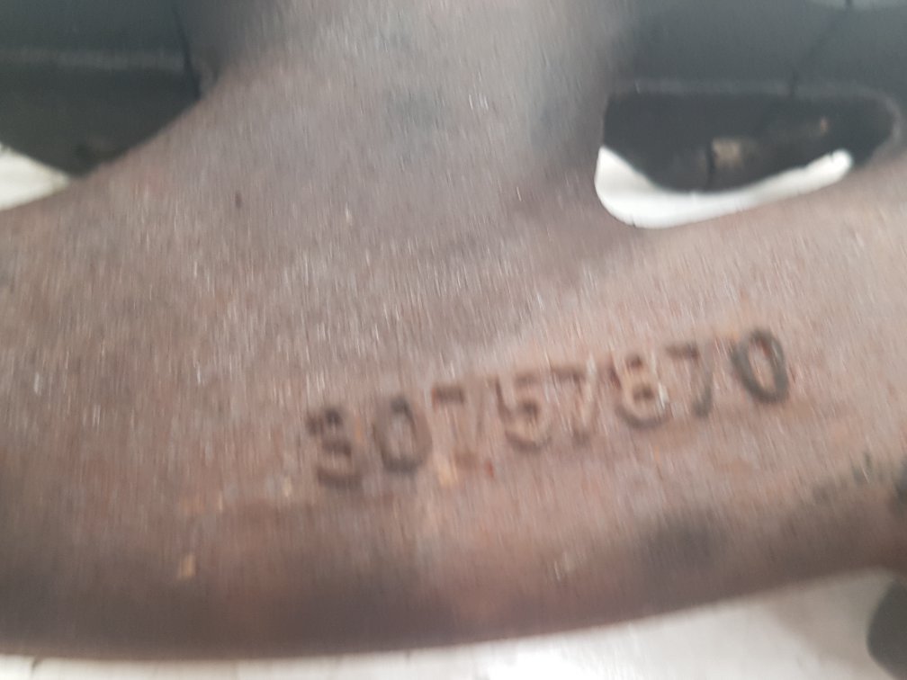 2010 - 2014 Volvo V60  Estate Exhaust Manifold 30757870