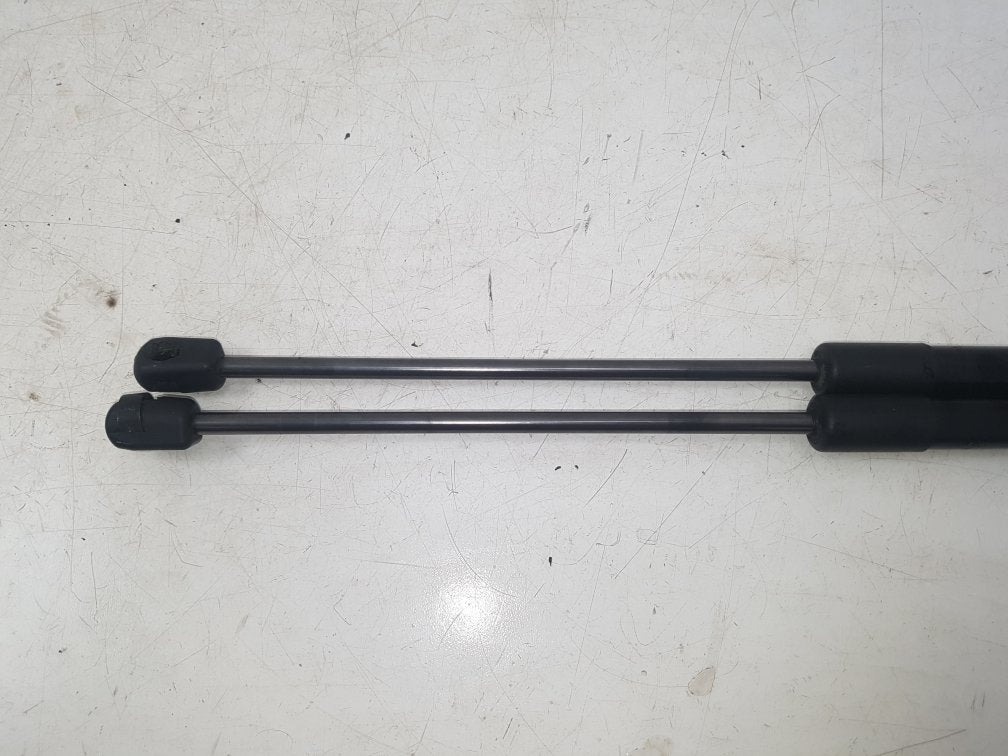 2010 - 2019 Volvo V60  Estate TAILGATE STRUTS (PAIR) 31297080