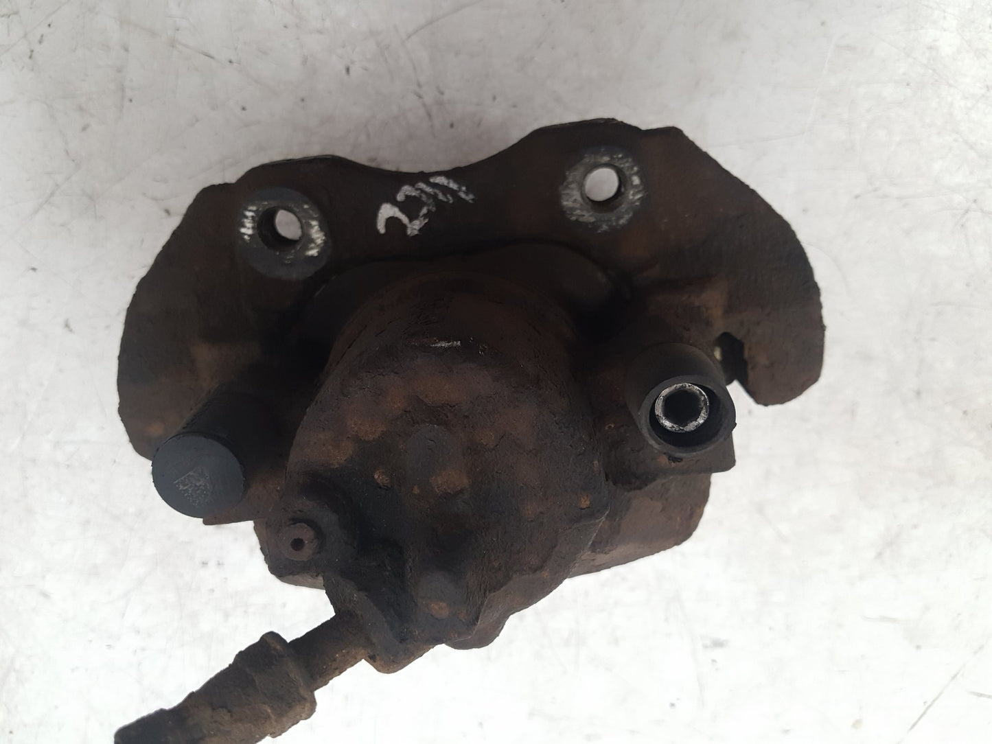 2010 - 2012 Volvo C30  Hatchback Right Front Caliper 36000485