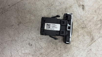 2013 - 2016 Volvo V40 III 525 Hatchback Ignition Switch 31394114