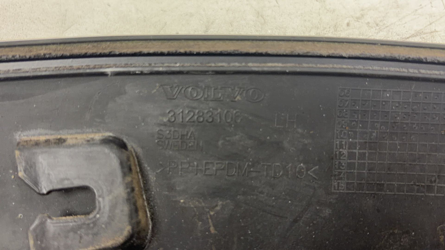 2010 Volvo XC70  Estate Left Rear Wheel Arch Moulding 31283106