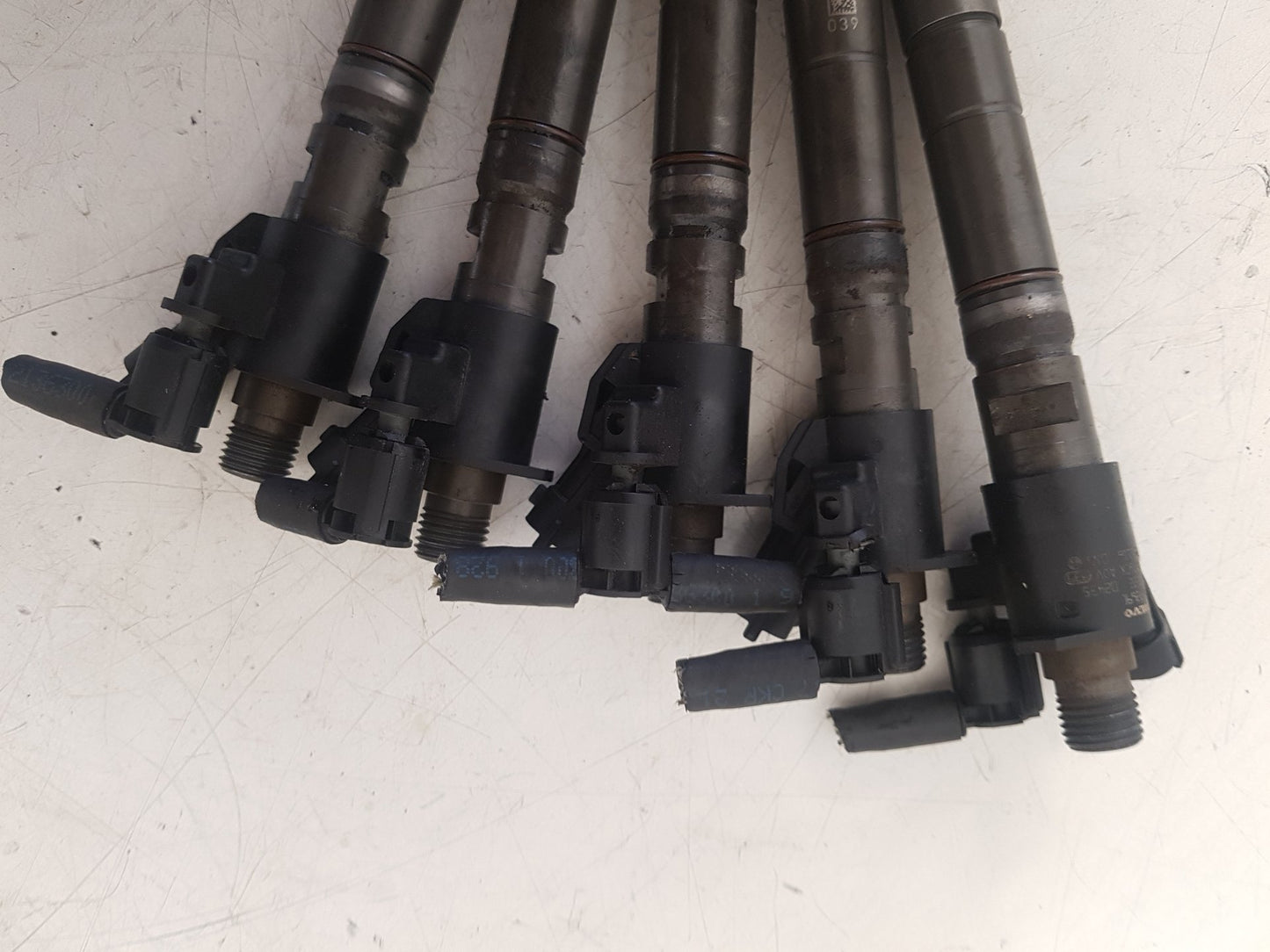 2009 - 2013 Volvo V60  Estate INJECTOR (DIESEL) SET 31272690