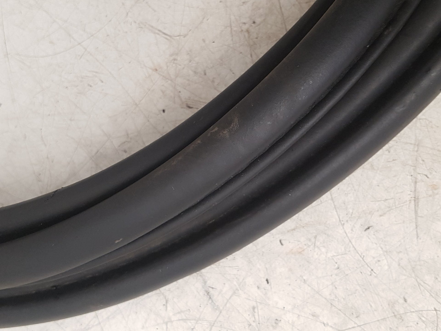 2017 - 2025 Volvo V90 235, 236 Estate RUBBER TRIM AT TOP OF DOOR (FRONT DRIVER SIDE)