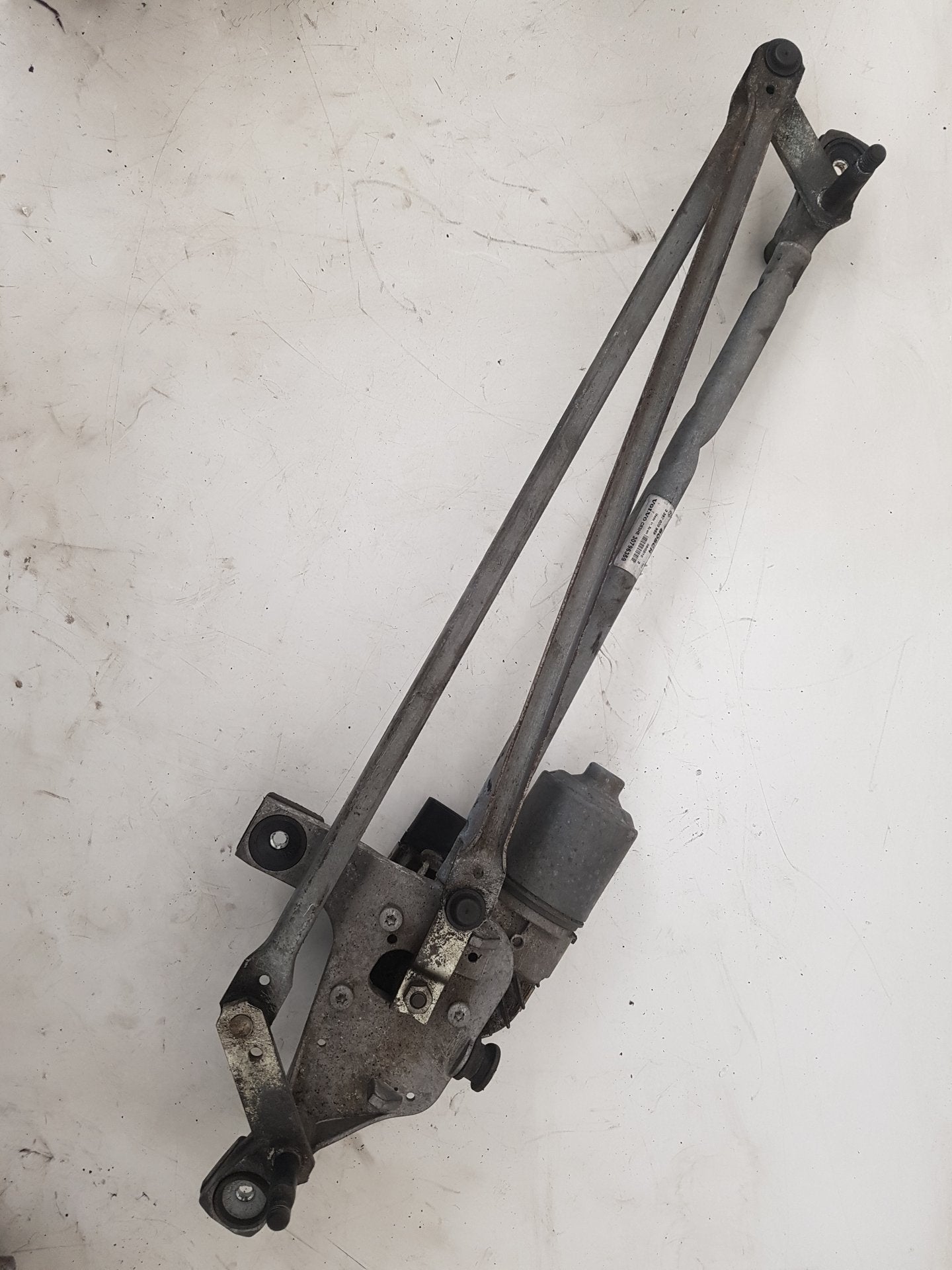 2007 - 2015 Volvo V70  Estate WIPER MOTOR (FRONT) & LINKAGE 30796359