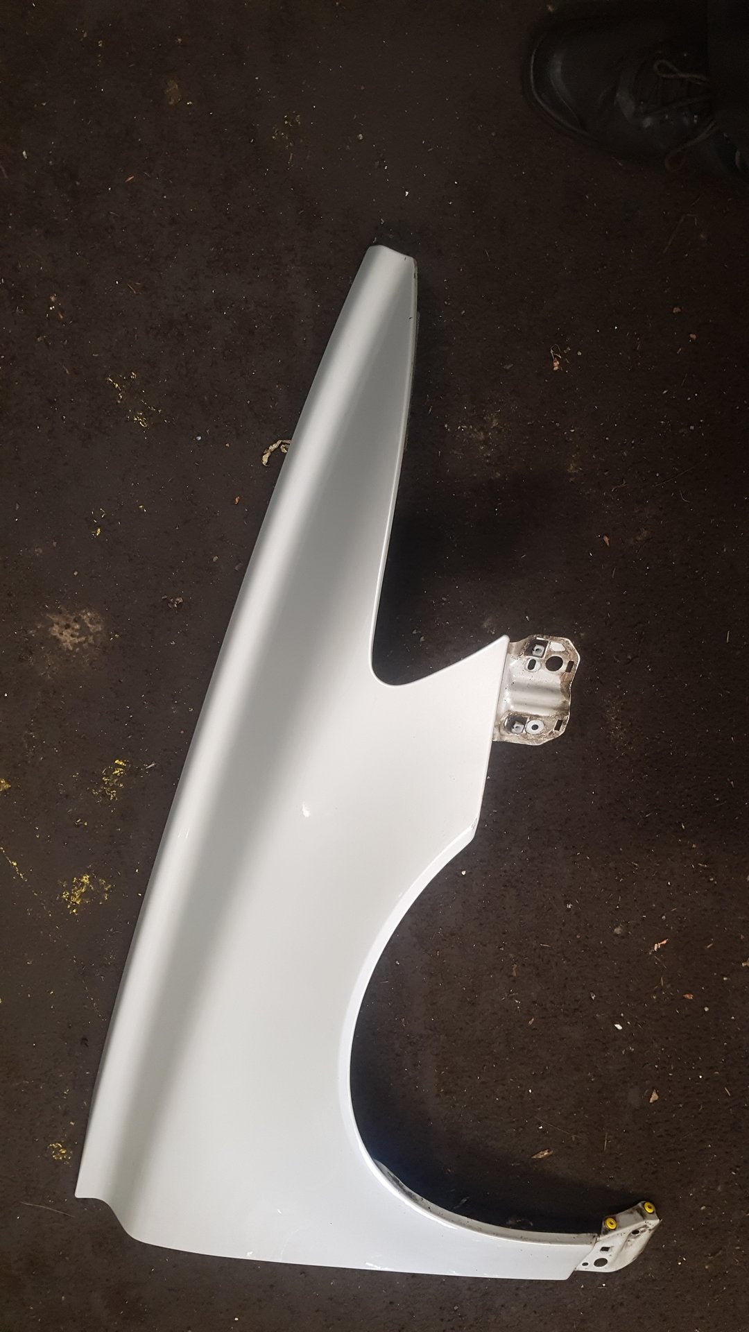 2011 Volvo S40 II 544 Saloon Right Front Guard White 481 cosmic white metallic VRAC A