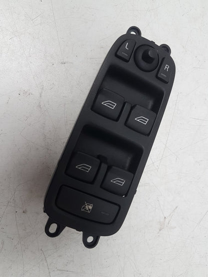 2004 - 2010 Volvo V50  Estate Right Front Window Switch 30710787