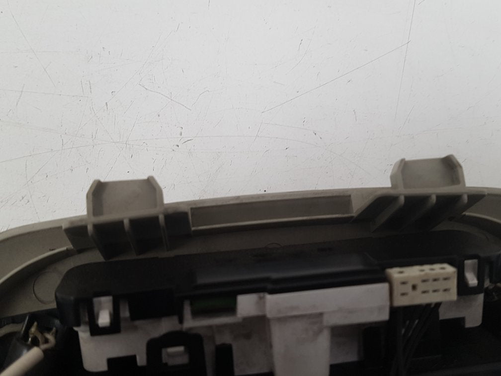 2012 - 2016 Volvo V40  Hatchback Interior Light 31268141