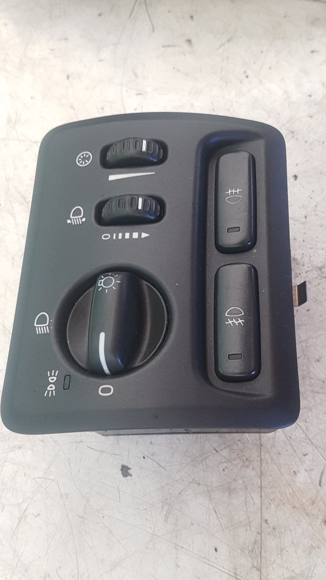 2003-2007 Volvo XC70 II 295 Estate Driving Light Switch 30739314