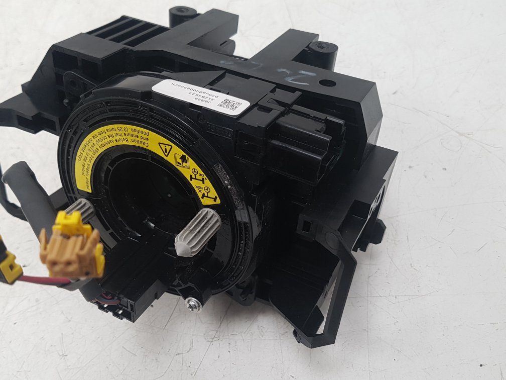 2007 - 2016 Volvo V70  Estate STEERING WHEEL MODULE 31264344