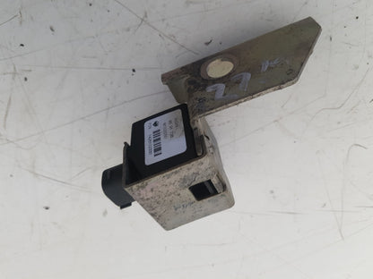 2000 - 2007 Volvo XC70  Estate ACCELEROMETER 8691736