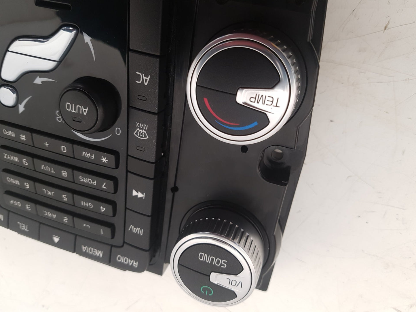 2016 Volvo V70 III 135 Estate Digital Heater and Radio Control Panel 31398588