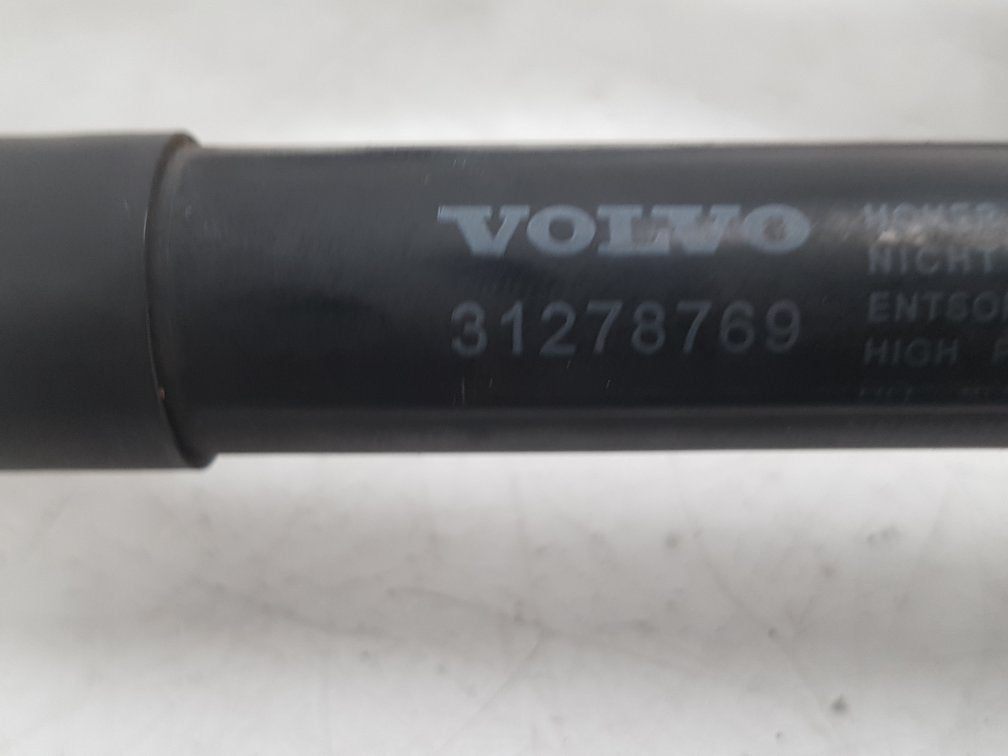 2010 - 2018 Volvo S60   Bonnet Hinge/Strut 30799178
