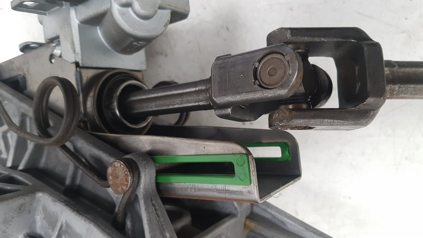 2007 - 2013 Volvo C70  Convertible Steering Column 31280553