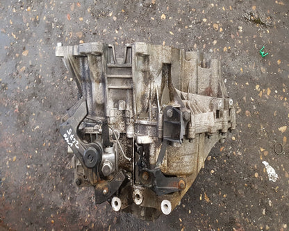 2012 - 2017 Volvo V40  Hatchback Manual Gearbox 1285272