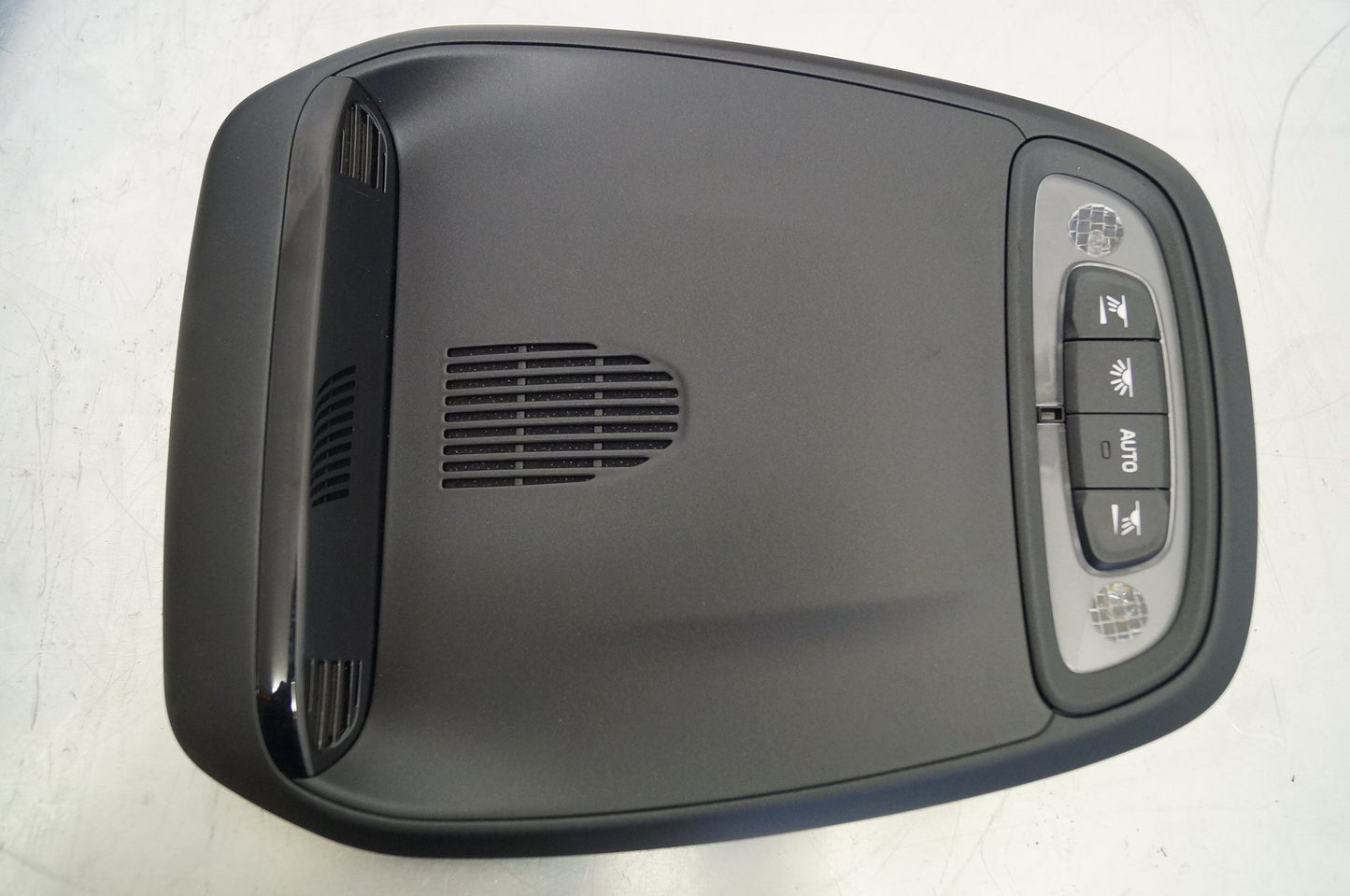 2012 - 2016 Volvo V40  Hatchback Interior Light 39825823