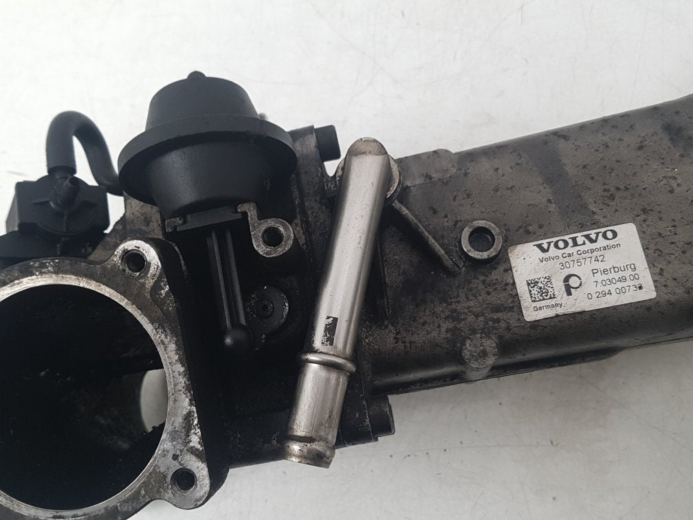 2010 - 2014 Volvo V60  Estate EGR VALVE AND COOLER 30757742