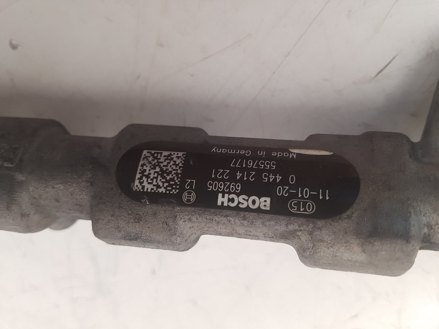 2010 - 2012 Saab 9-5  Saloon Injection Rail 0445 214 221