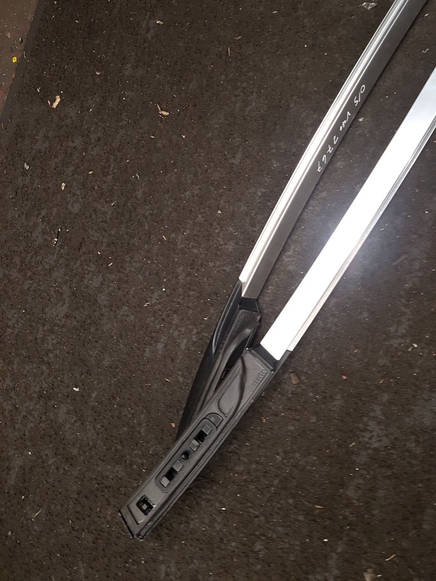 2015 - 2019 Volvo V40 Cross Country  Hatchback Roof Rail 31385000