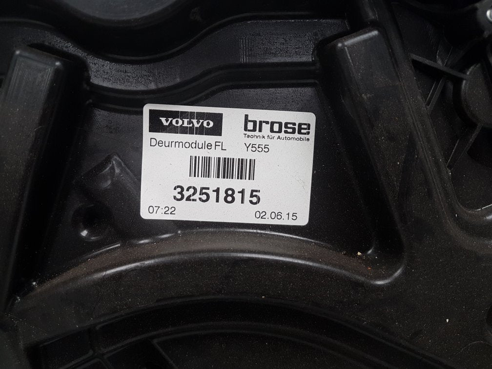 2012 - 2016 Volvo V40  Hatchback WINDOW REGULATOR/MECH ELECTRIC  (FRONT PASSENGER SIDE) 31276215