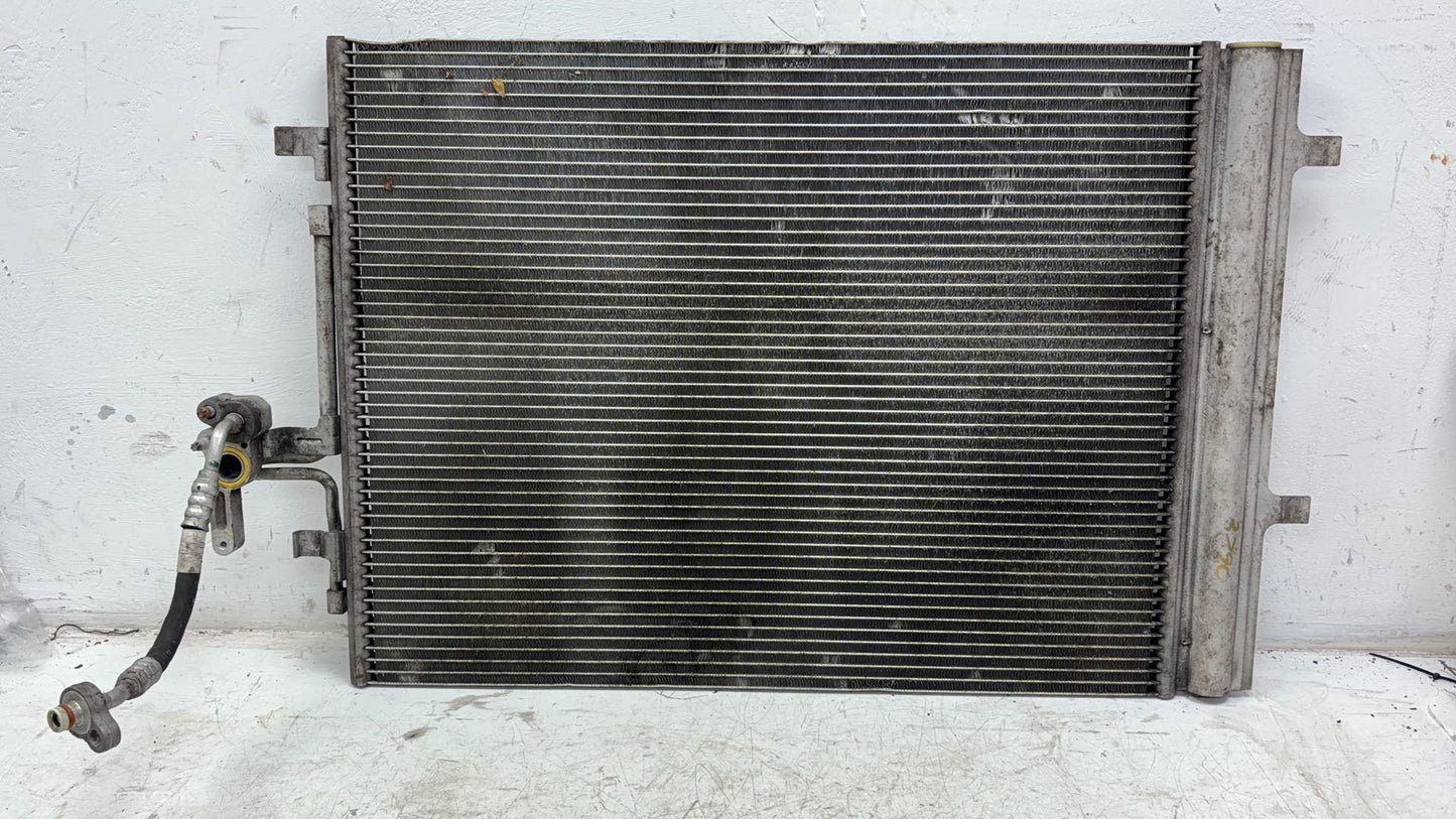 2013 - 2016 Volvo V40 III 525 Hatchback A/C Condenser 29922528