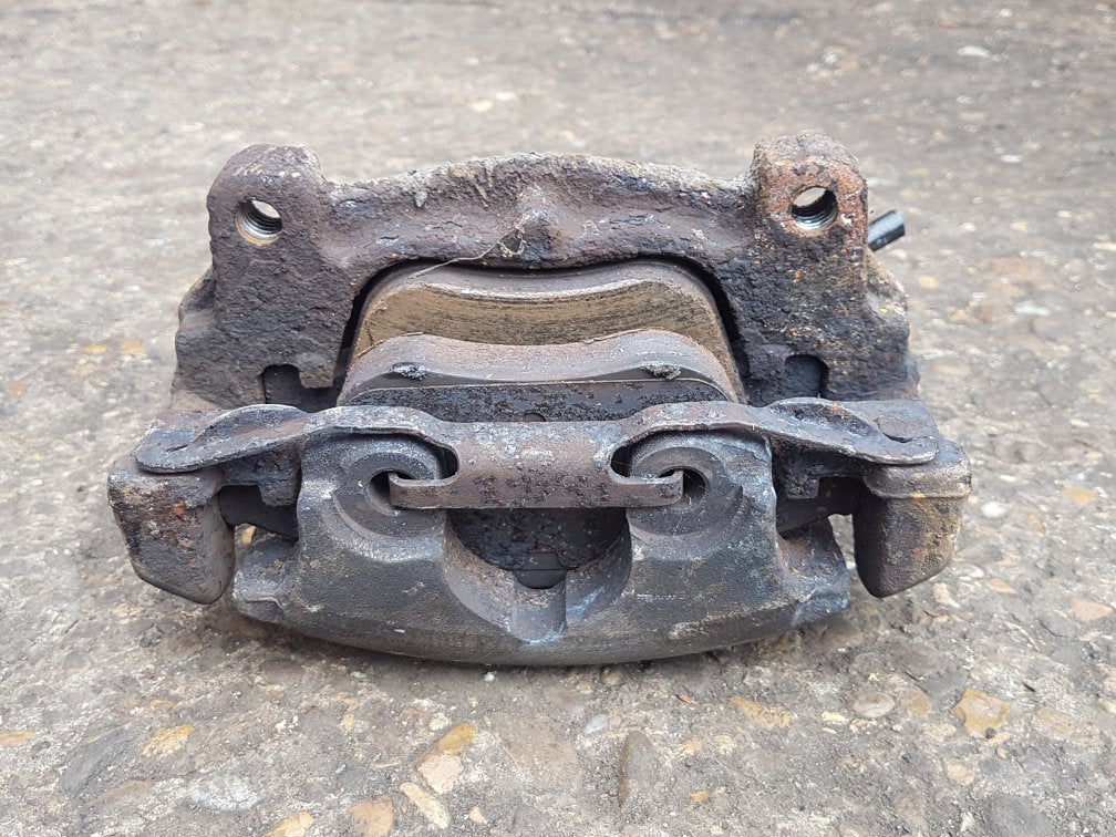 2010 - 2016 Volvo V60   Right Front Caliper 8603754