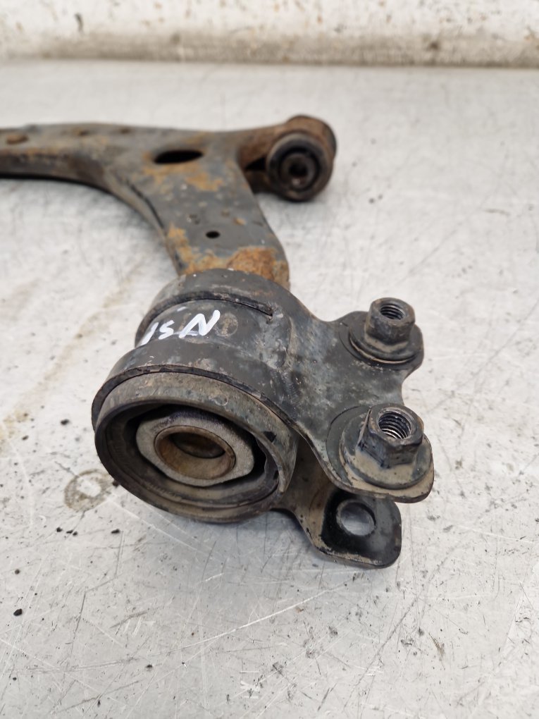 2004 - 2007 Volvo S40  Saloon WISHBONE (FRONT PASSENGER SIDE)