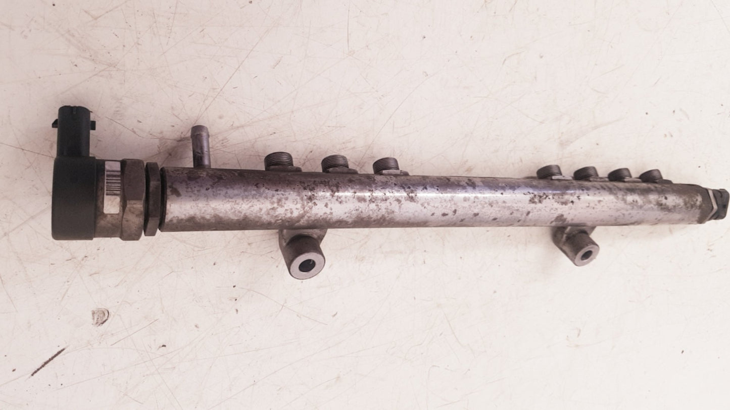 2008 - 2013 Volvo XC60 I 156 Estate Injection Rail 0445215025