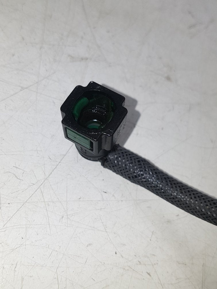 2007 - 2015 Volvo V70  Estate INJECTOR LEAK OFF PIPES 31321198
