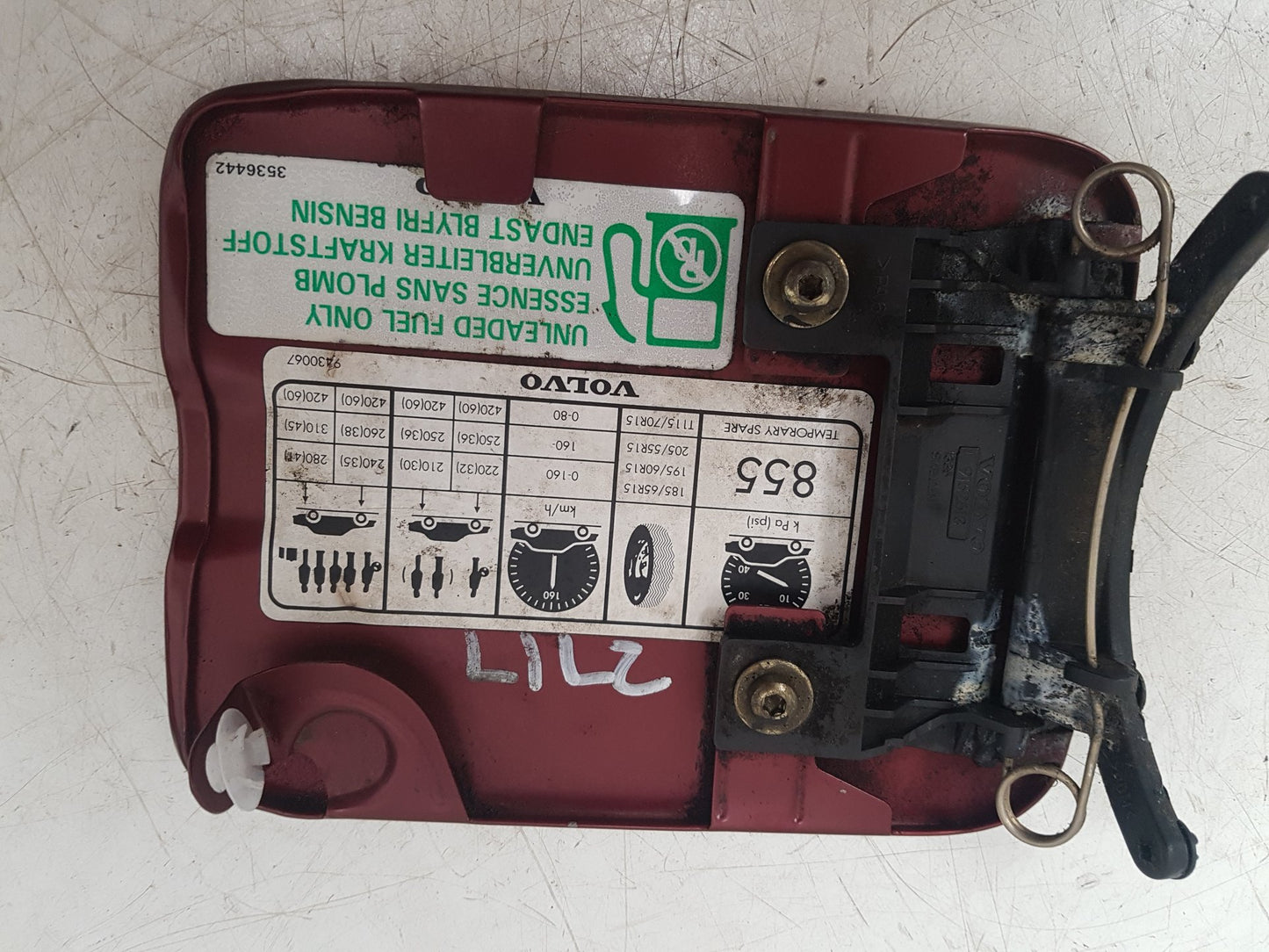 1992 - 1997 Volvo 850  Estate Fuel Filler Door 9152613