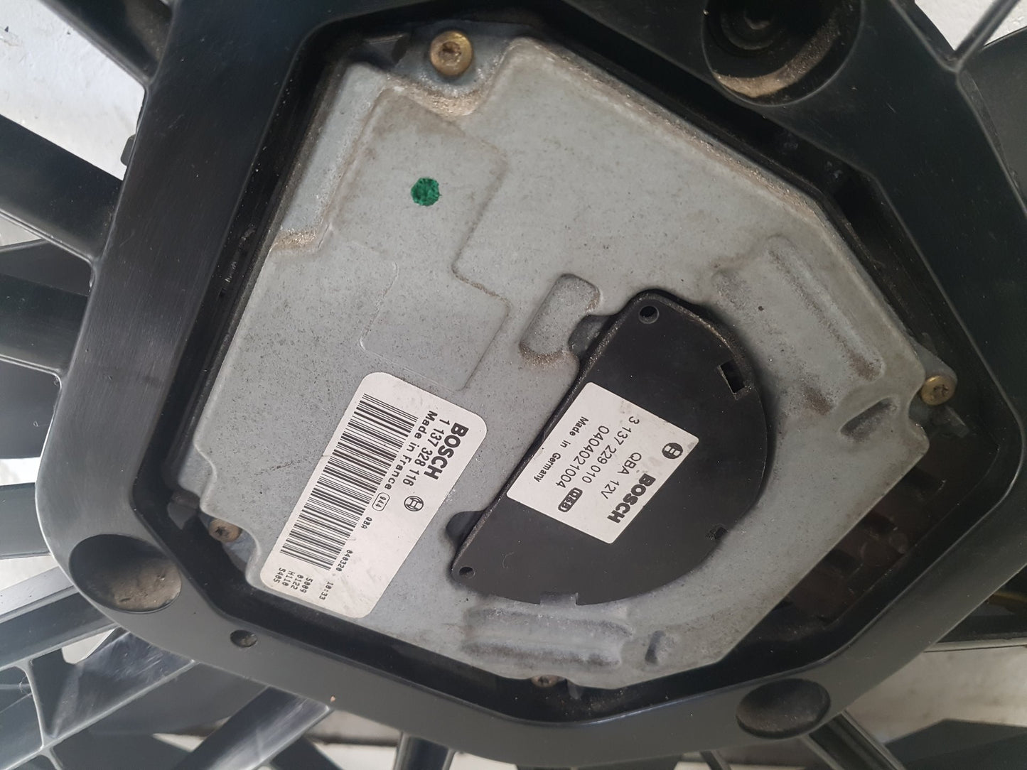 2002 - 2006 Volvo XC90  Estate RADIATOR FAN & COWLING (A/C CAR) 3137229010