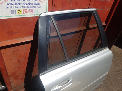 2005-2014 Volvo XC90 Right Rear Door (UK Drivers side Rear) Complete Silver