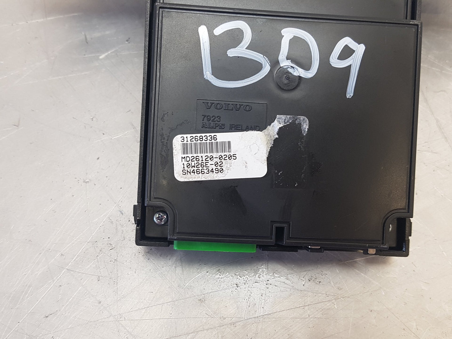 2006 - 2010 Volvo S80  Saloon Dash Display Unit 31268336