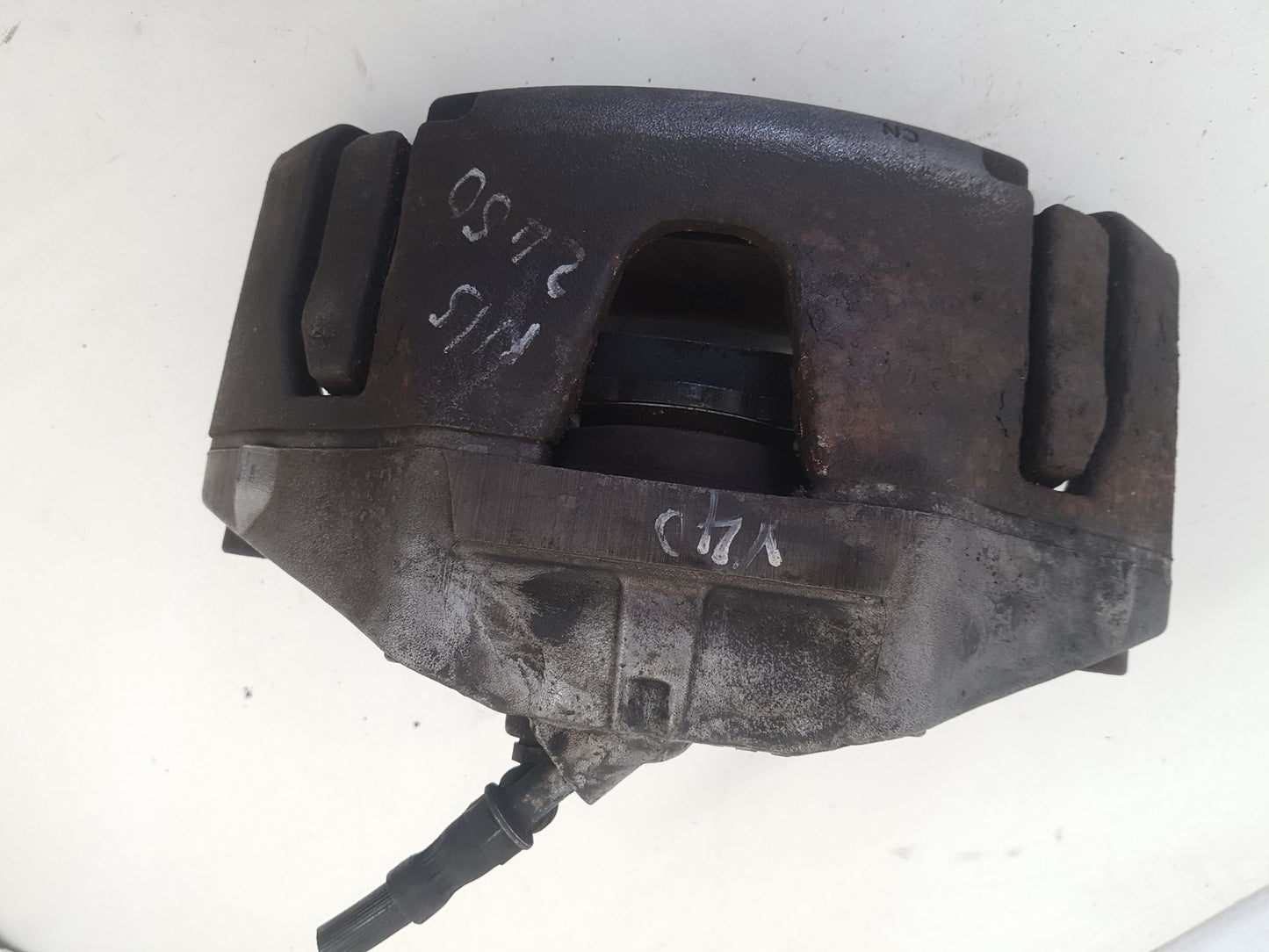 2012 - 2016 Volvo V40 Cross Country  Hatchback Left Front Caliper 36000731