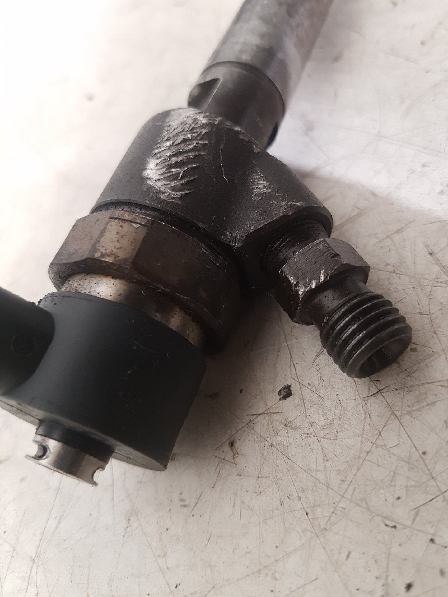 2000 - 2007 Volvo XC70  Estate Fuel Injector 0445110251