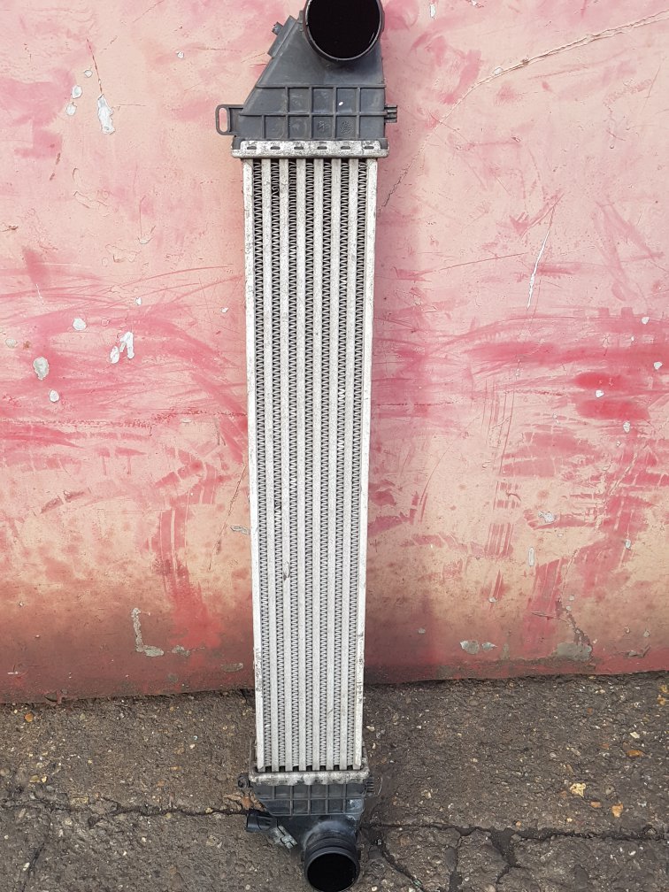 2007 - 2012 Volvo C70  Convertible Intercooler 30741631
