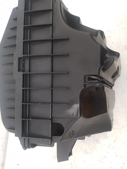 2002 - 2006 Volvo XC90  Estate Air Filter Box 30647129
