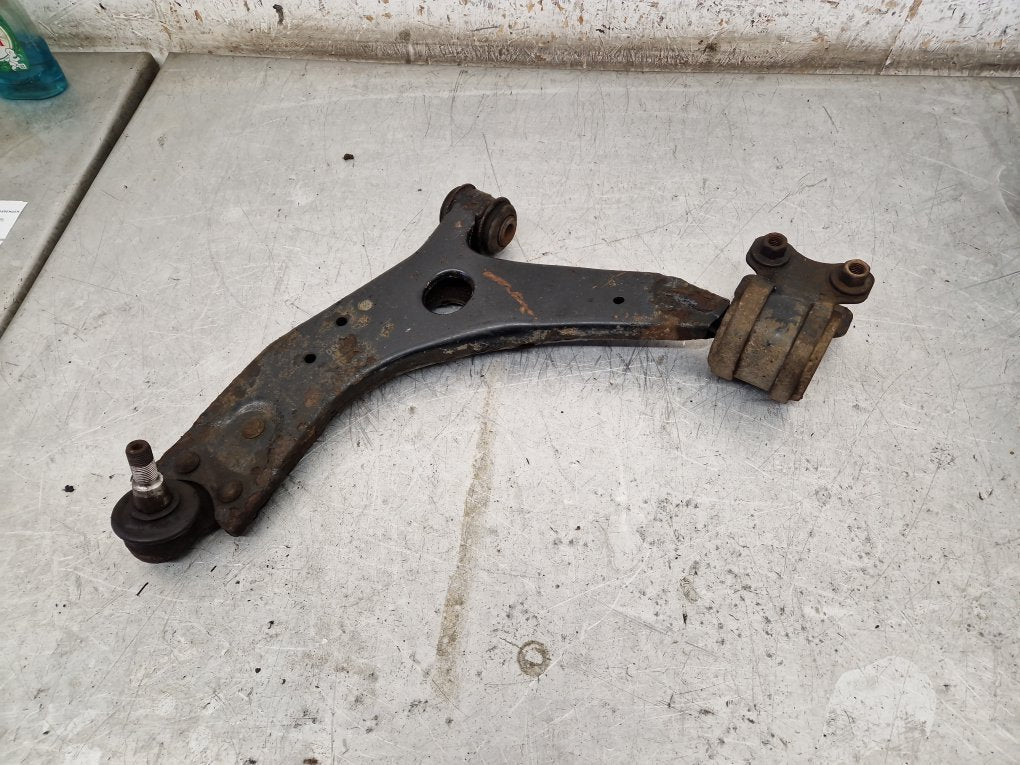 2008 - 2009 Volvo C70  Convertible WISHBONE (FRONT PASSENGER SIDE)