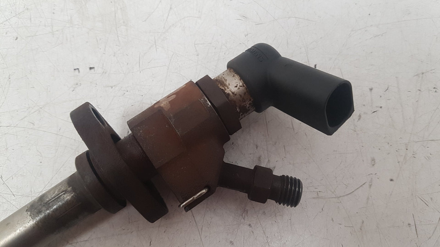 2004 - 2010 Volvo V50   Estate Fuel Injector 9657144580