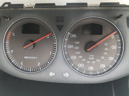 2004 - 2007 Volvo XC70  Estate Instrument Cluster 30746111